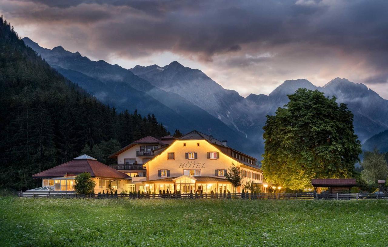 Hotel Bad Salomonsbrunn Anterselva di Mezzo Exterior photo