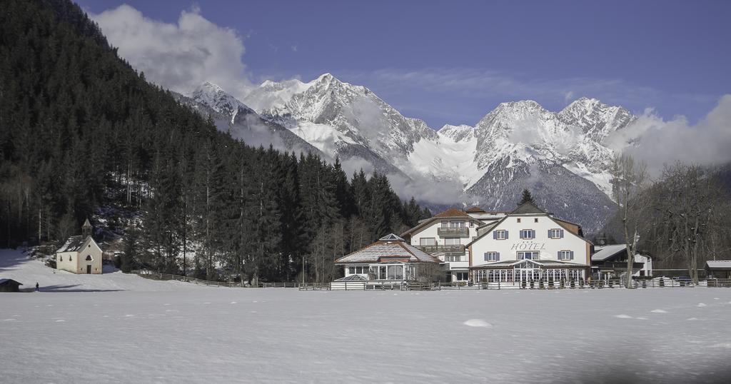 Hotel Bad Salomonsbrunn Anterselva di Mezzo Exterior photo